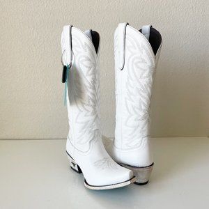 Lane Boots SMOKESHOW Womens Sz 7.5 White Leather Stiched Snip Toe Zipper 15"